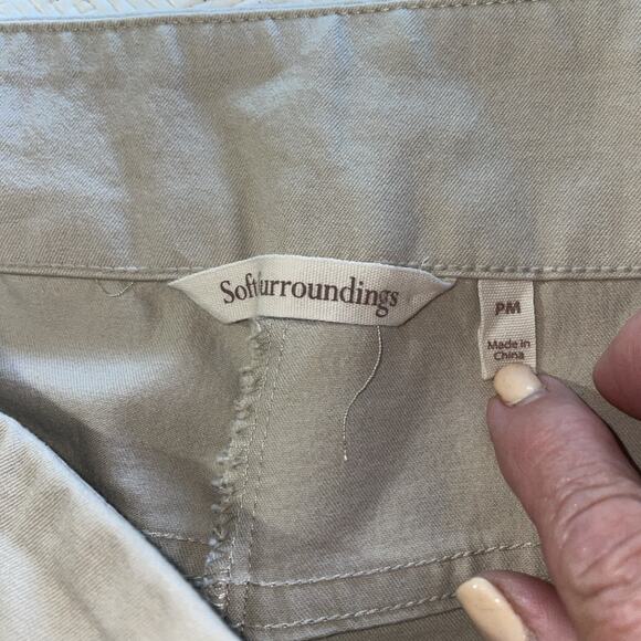 Soft Surroundings Khaki Stretch Pants Size Petite M Mid Rise Pull UP Flat Front - Picture 8 of 9